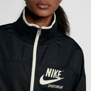 Nike Extra Small Windbreaker Track Jacket Women